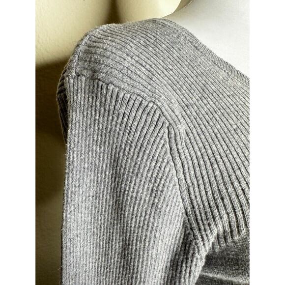 Subtle Luxury Believe XS/S Tencel Longsleeve Ribbed Side Slit Comfortable Crew - Picture 4 of 12